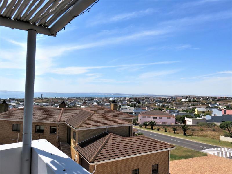 5 Bedroom Property for Sale in Myburgh Park Western Cape